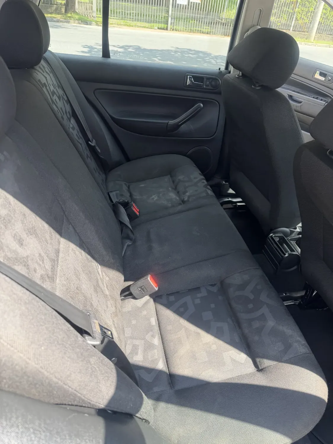 avv-volkswagen-golf-venda-4eb9a09-imagem-004