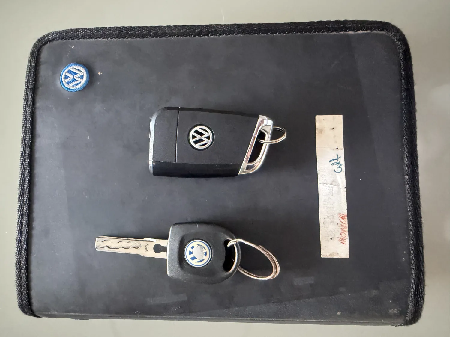 avv-volkswagen-golf-venda-4eb9a09-imagem-018