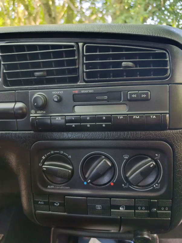 avv-volkswagen-golf-venda-510fde3-imagem-019
