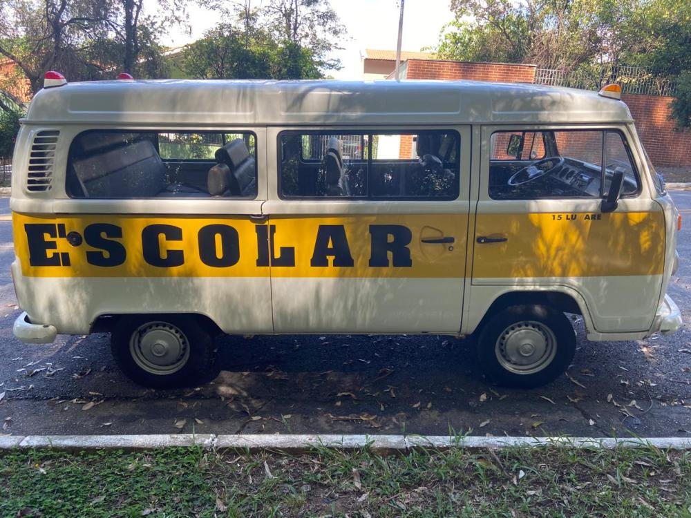 avv-volkswagen-kombi-escolar-15-lugares-venda-85mnowx-imagem-001