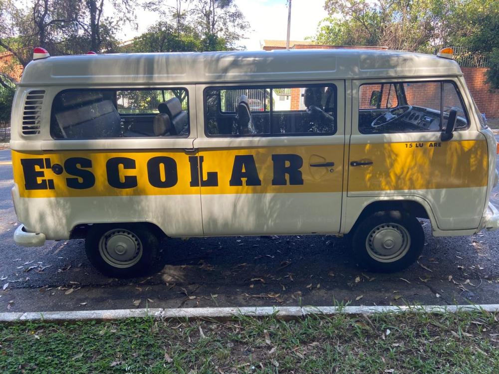 avv-volkswagen-kombi-escolar-15-lugares-venda-85mnowx-imagem-003