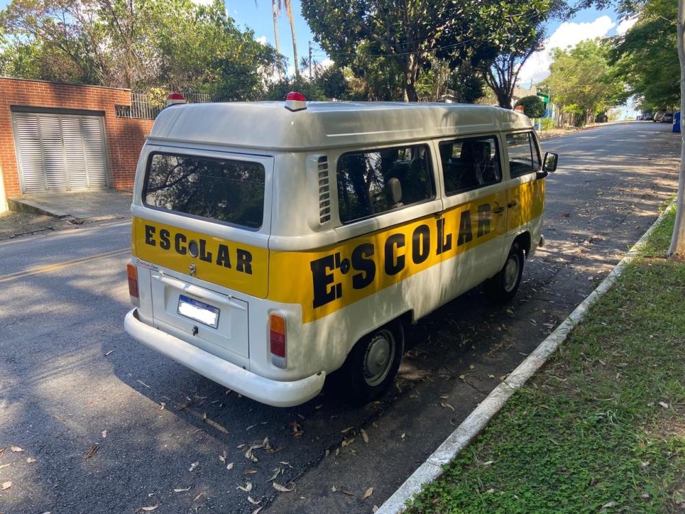 avv-volkswagen-kombi-escolar-15-lugares-venda-85mnowx-imagem-010