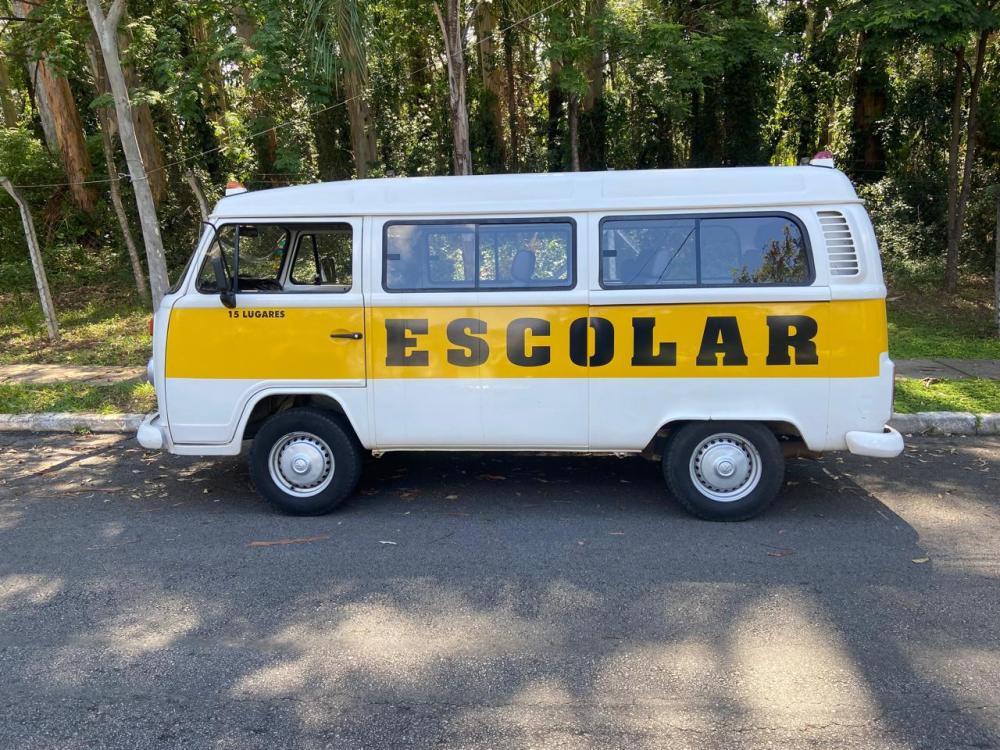 avv-volkswagen-kombi-escolar-15-lugares-venda-85mnowx-imagem-017