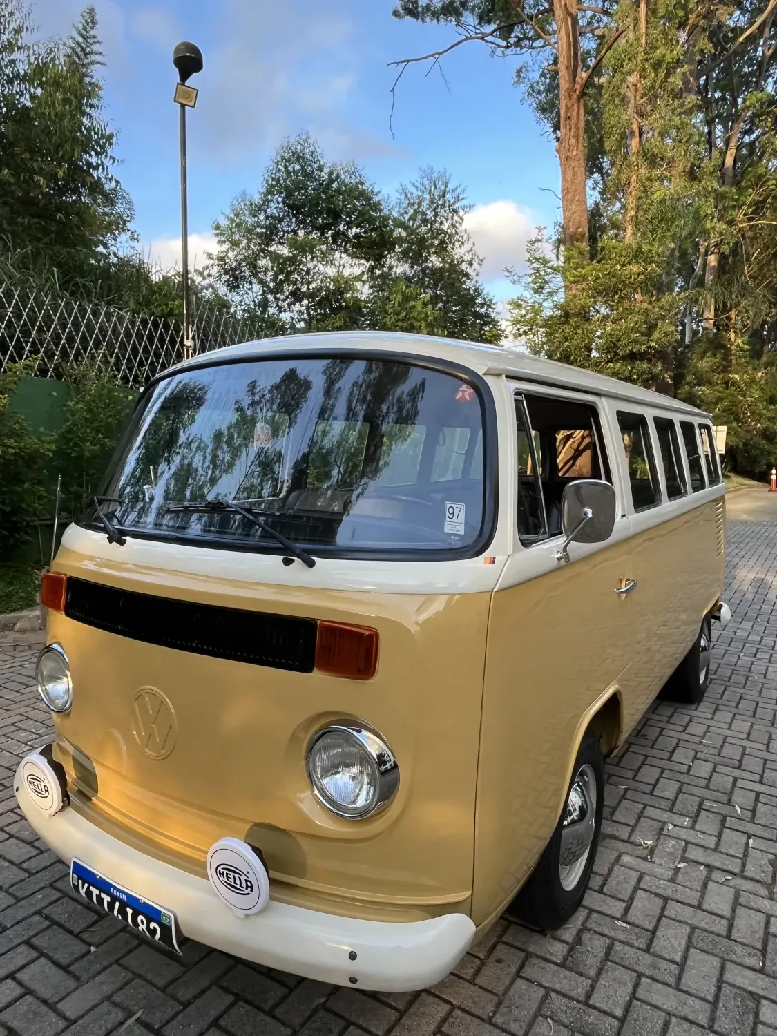 avv-volkswagen-kombi-luxo-venda-jaeptxx-imagem-001