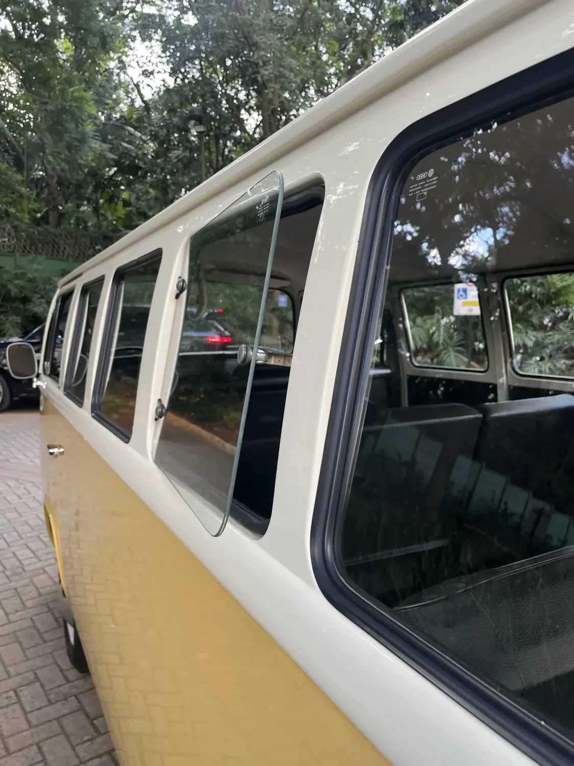 avv-volkswagen-kombi-luxo-venda-jaeptxx-imagem-005