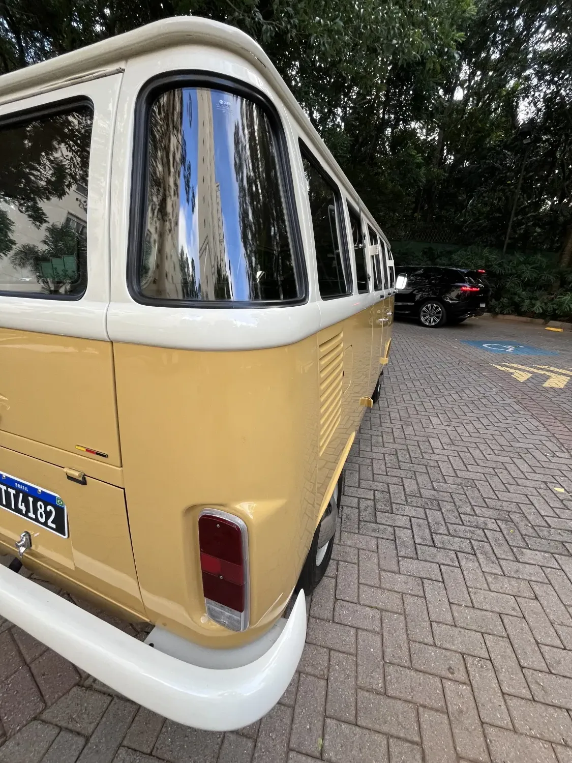 avv-volkswagen-kombi-luxo-venda-jaeptxx-imagem-006