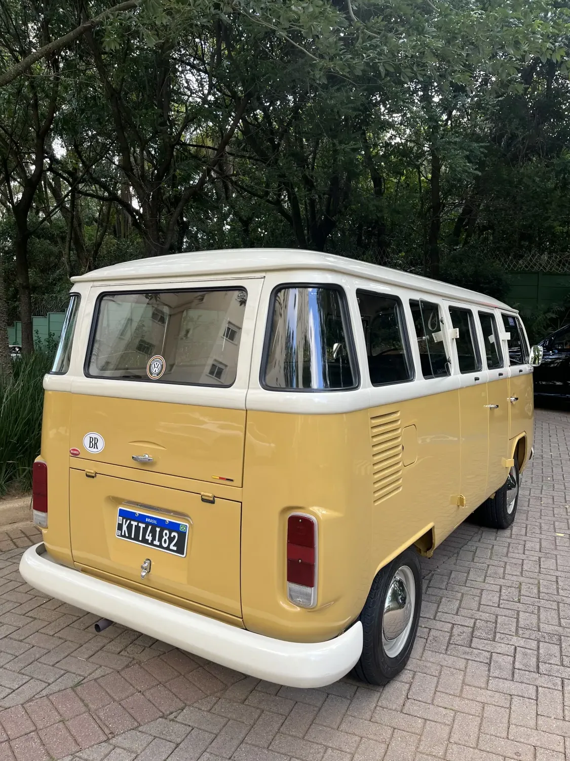 avv-volkswagen-kombi-luxo-venda-jaeptxx-imagem-008
