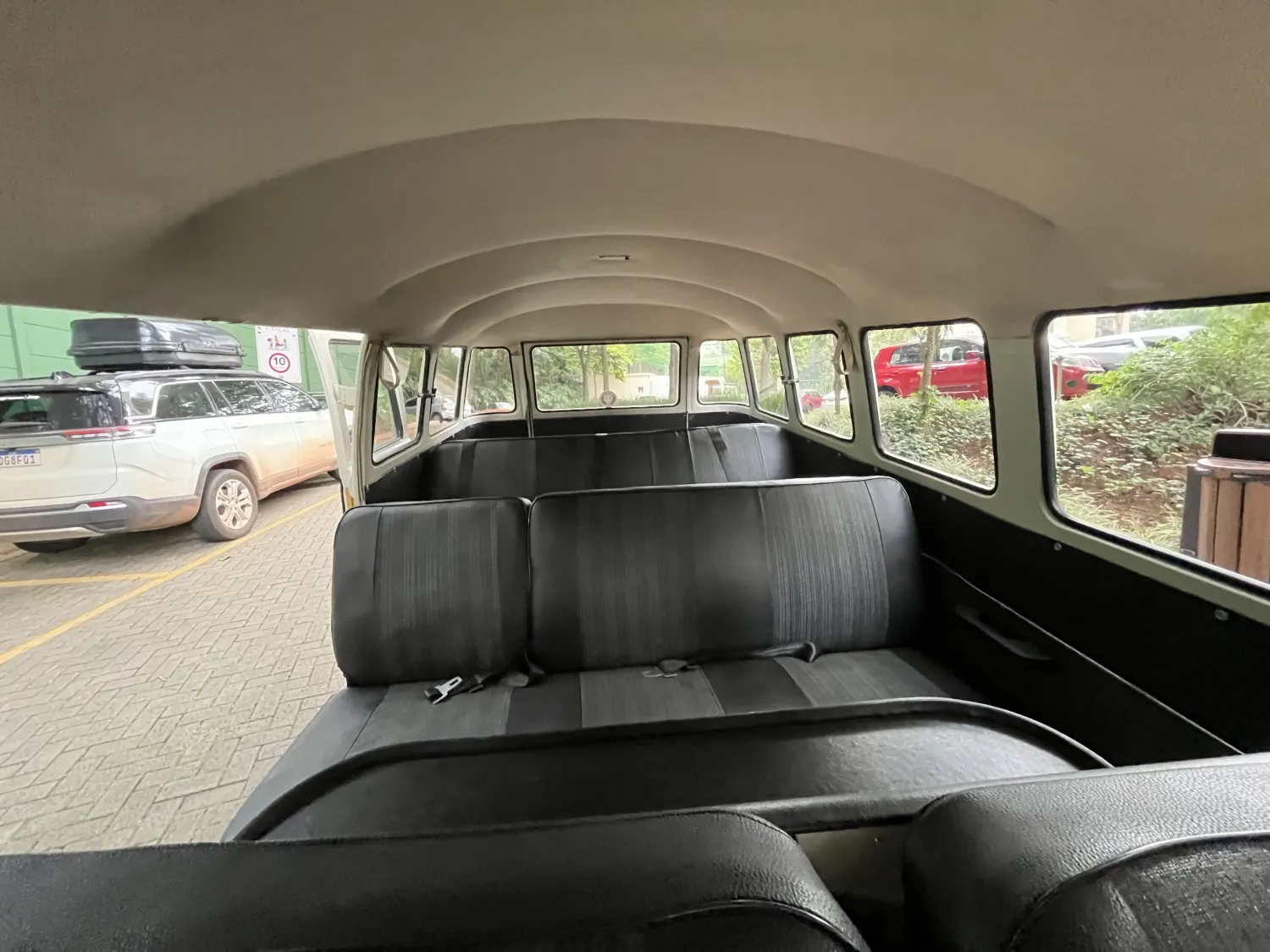 avv-volkswagen-kombi-luxo-venda-jaeptxx-imagem-016