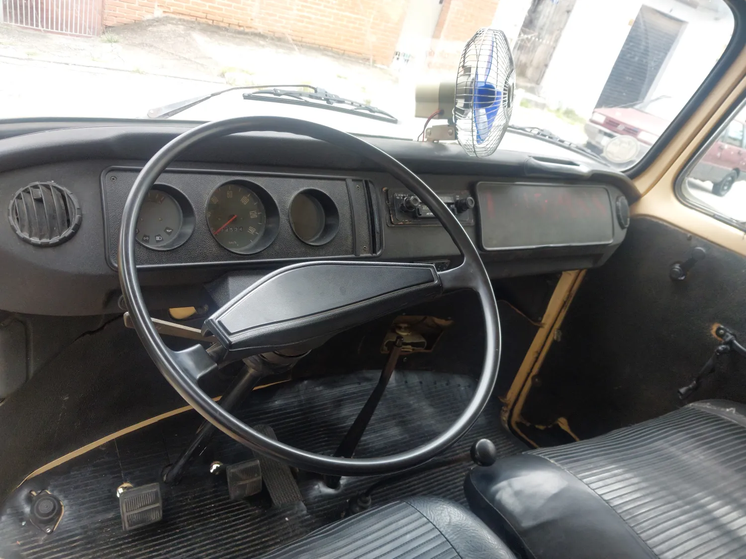 avv-volkswagen-kombi-venda-3593567-imagem-010