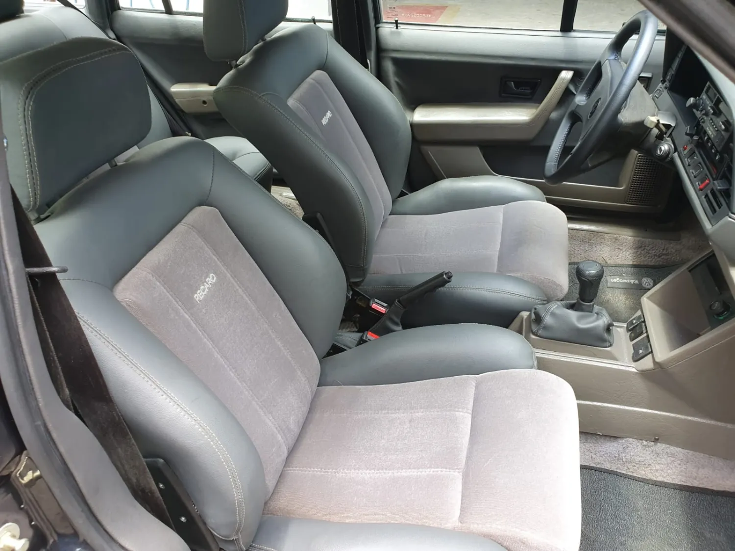 avv-volkswagen-santana-executivo-venda-8mzlwv7-imagem-012