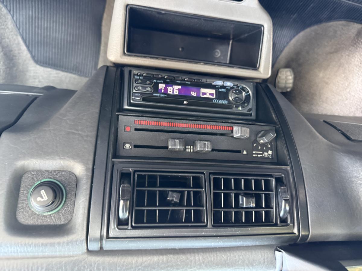 avv-volkswagen-voyage-gl-1-8-ap-venda-1vtsfiu-imagem-003