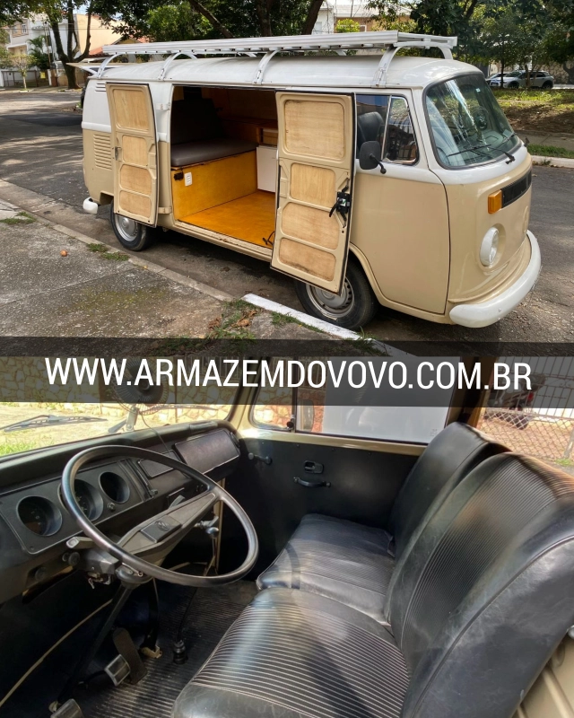Kombi — Volkswagen Kombi (1985) — Foto principal do anúncio | Armazém do Vovô